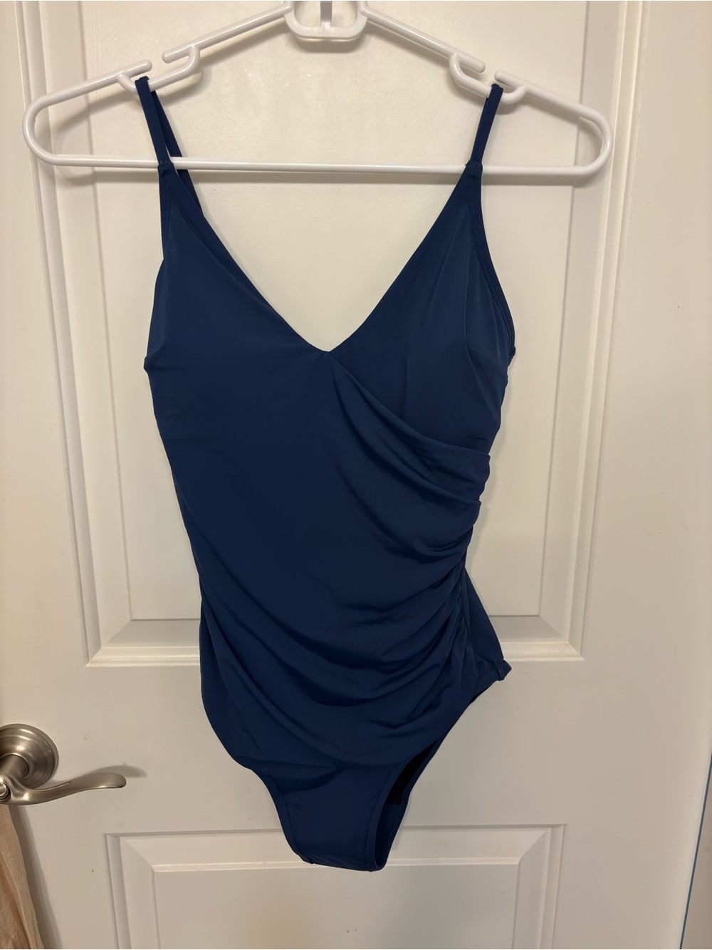 NWOT Women’s One Piece Tummy Control Swimsuit Small Navy